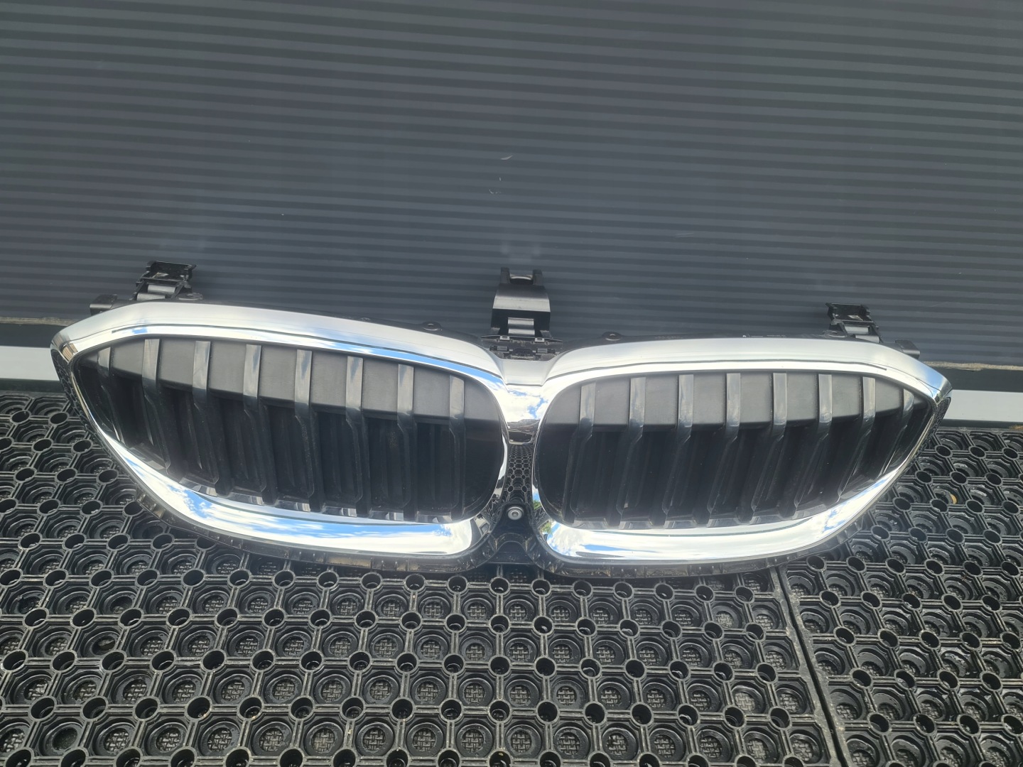 BMW 3 G21 Kühlergrill FRONTGRILL Kühlergitter 9465190 - Thumbnail 1