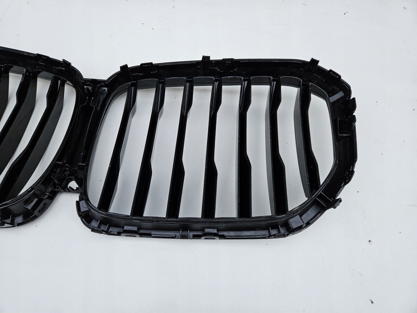 BMW X5 G05 Kühlergrill FRONTGRILL Kühlergitter 8096591 - Thumbnail 3
