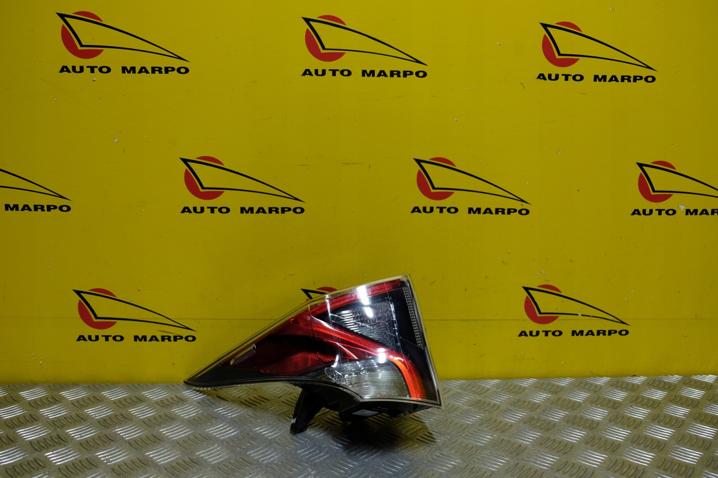 Toyota Prius HW2 Rückleuchte 8156047281 Rearlamp - Thumbnail 2