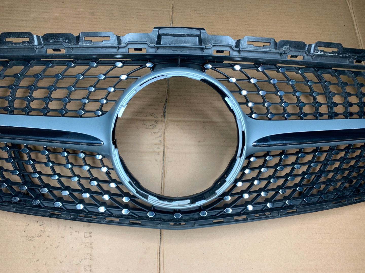 Mercedes-Benz C-Klasse W205 Kühlergrill FRONTGRILL Kühlergitter W2058800330 - Thumbnail 6