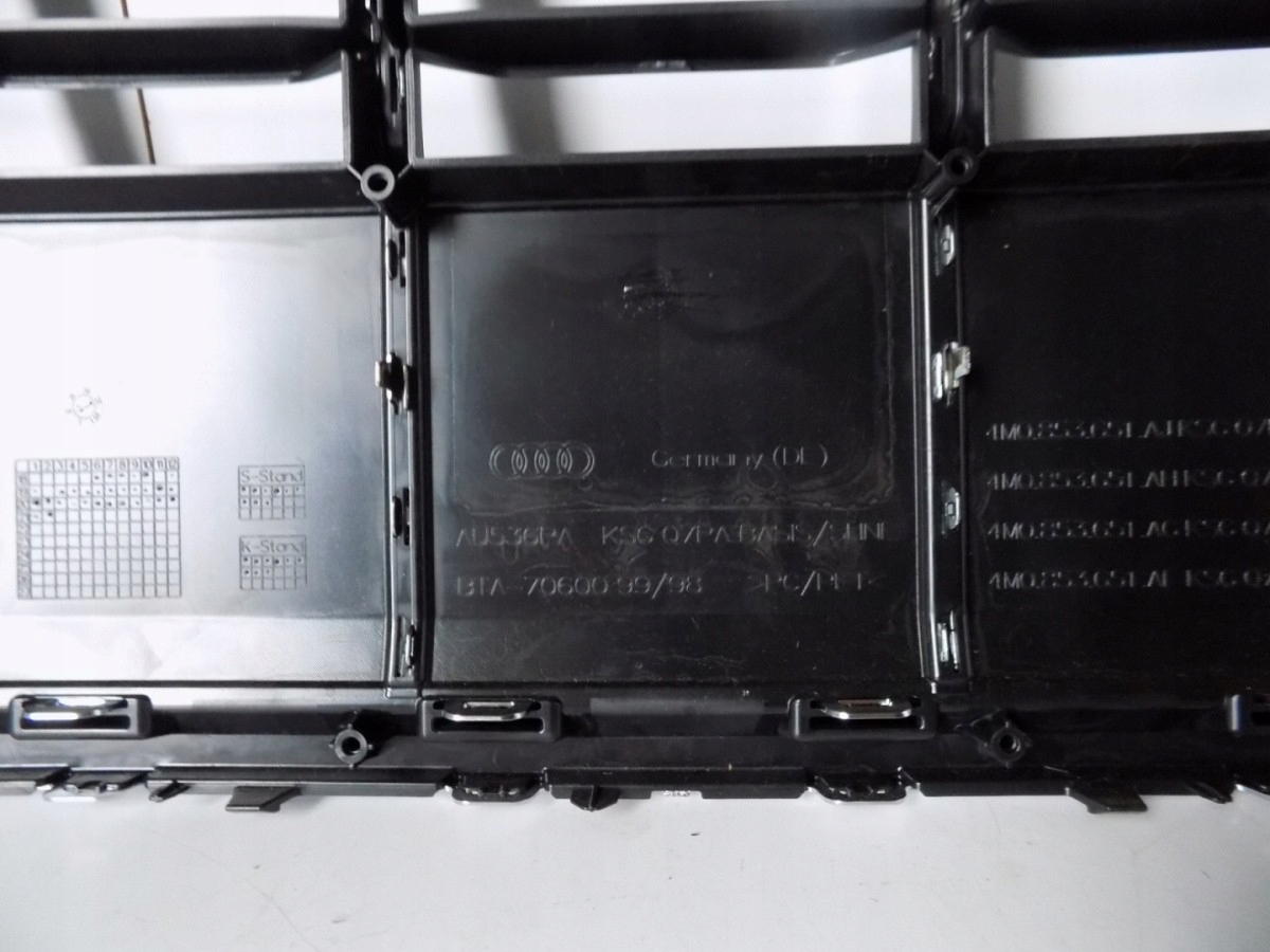 Audi Q7 Kühlergrill FRONTGRILL Kühlergitter 4M0853651AH - Thumbnail 9