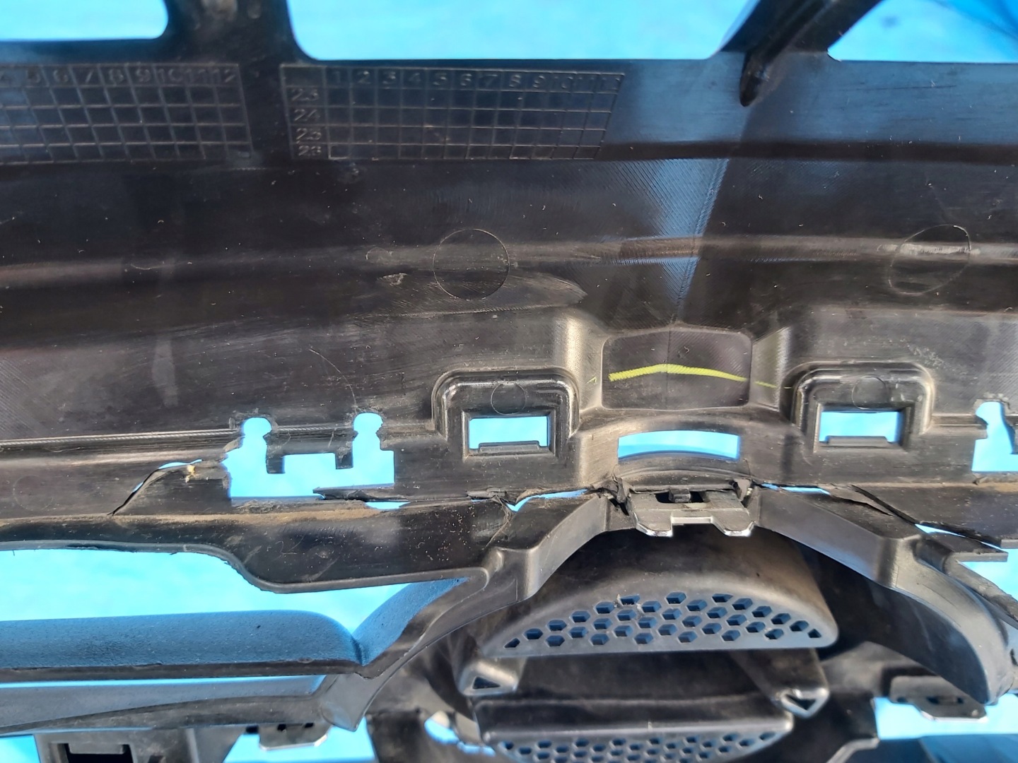 Opel Astra Kühlergrill FRONTGRILL Kühlergitter 93389777 - Thumbnail 9