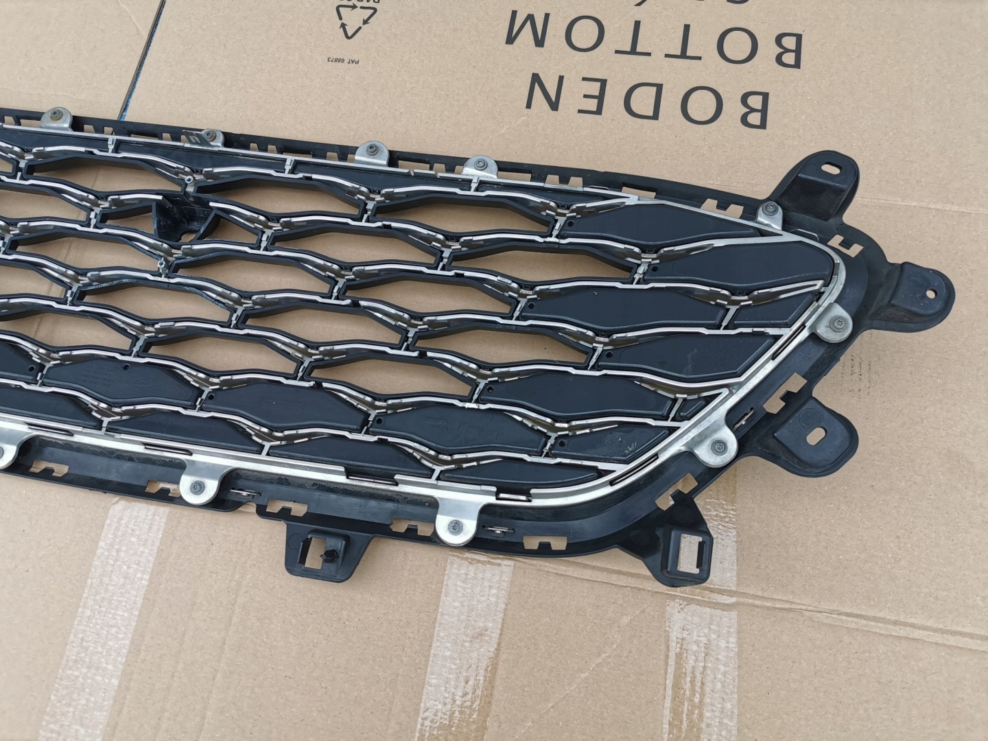 Ford Kuga III Mk3 Kühlergrill FRONTGRILL Kühlergitter LV4B8200VBAX - Thumbnail 12