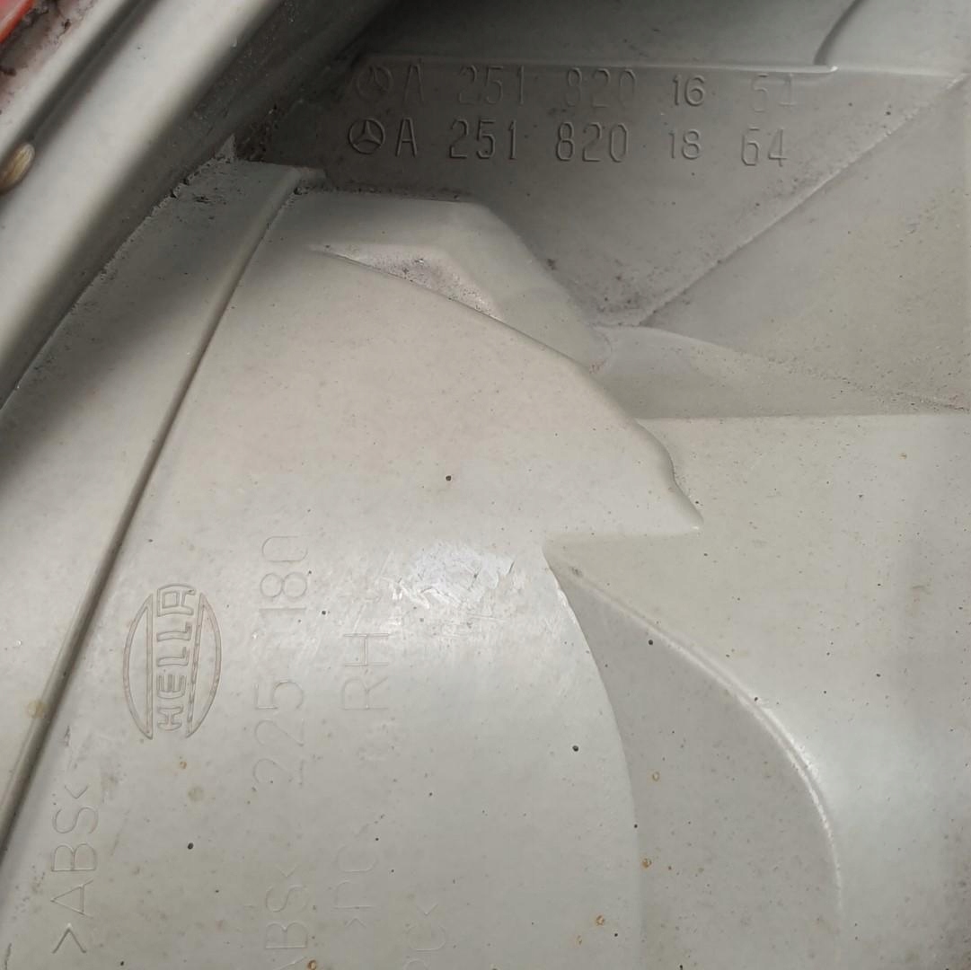 Mercedes-Benz R-Klasse W251 Rückleuchte A2518201864 Rearlamp - Thumbnail 5