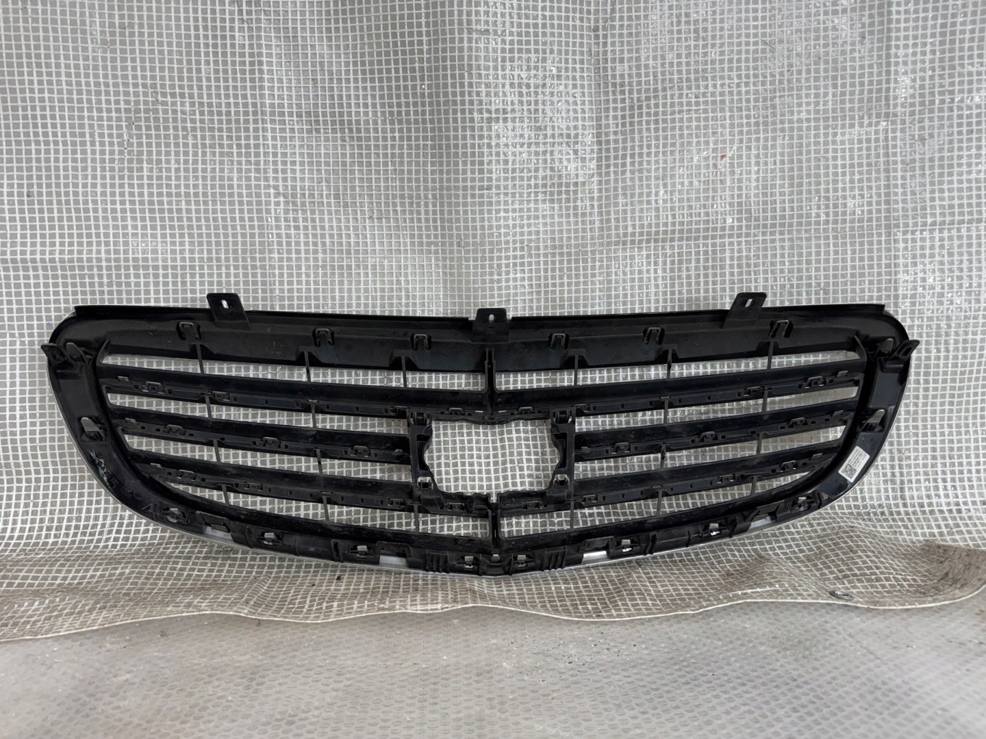 Mercedes-Benz C-Klasse W205 Kühlergrill FRONTGRILL Kühlergitter A2058806806 - Thumbnail 3