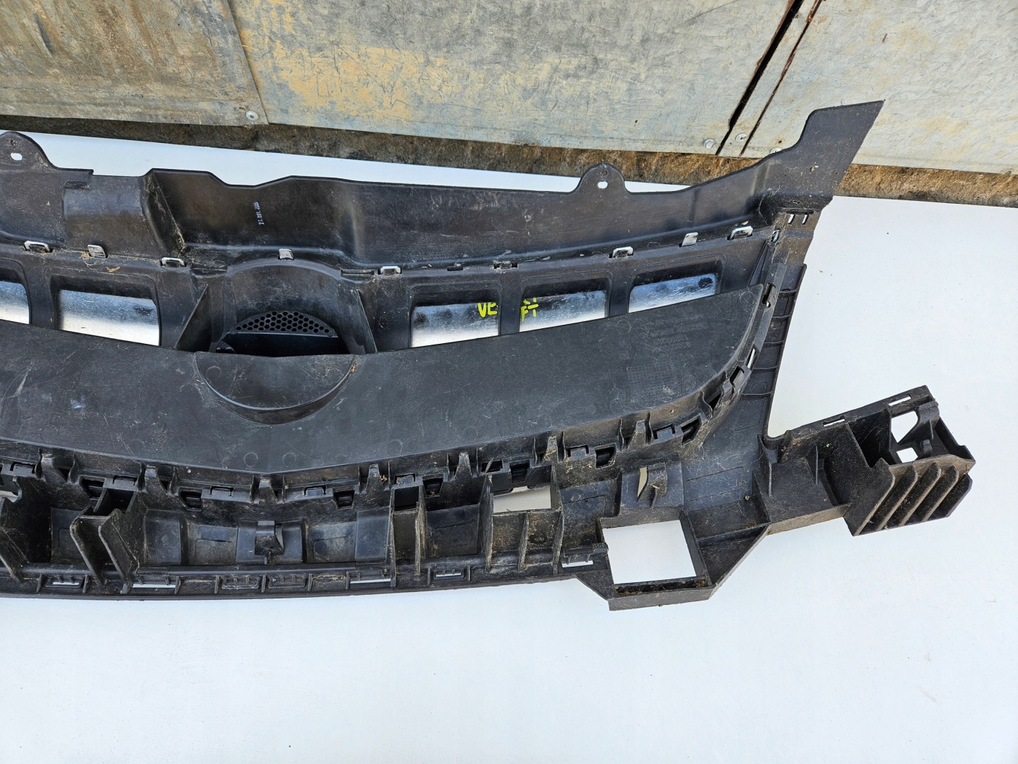 Opel Vectra Kühlergrill FRONTGRILL Kühlergitter 13260028 - Thumbnail 7