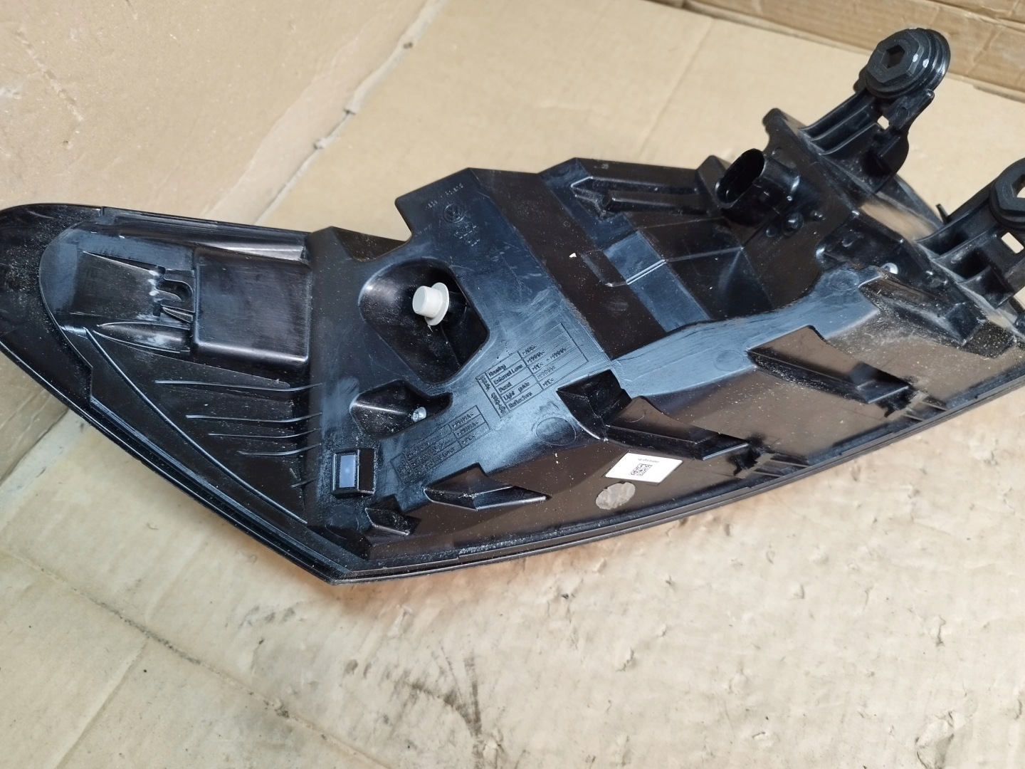 VW ID.4 E2 Rückleuchte Rearlamp - Thumbnail 9