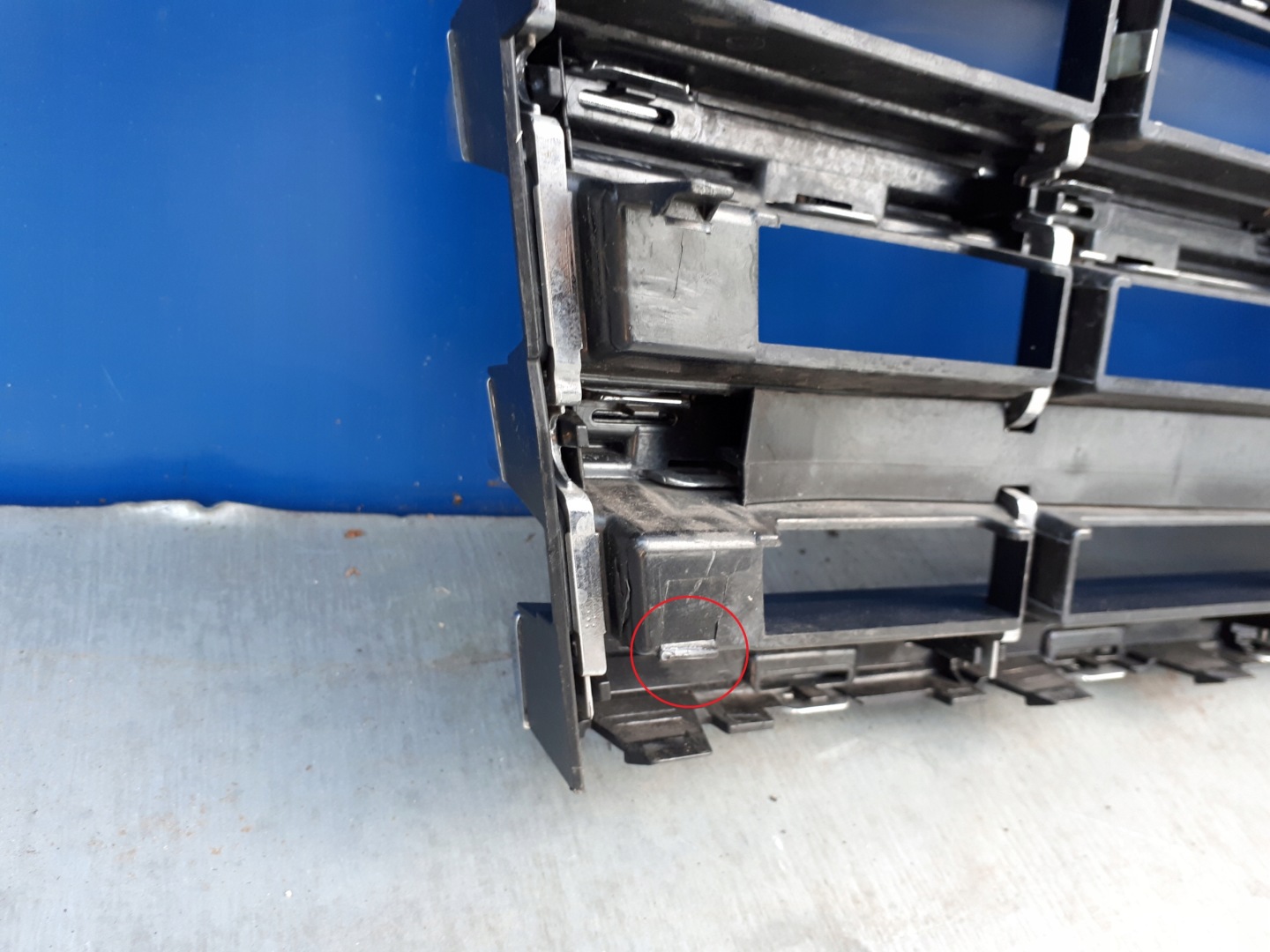 VW Touareg I Kühlergrill FRONTGRILL Kühlergitter 760853651L - Thumbnail 11
