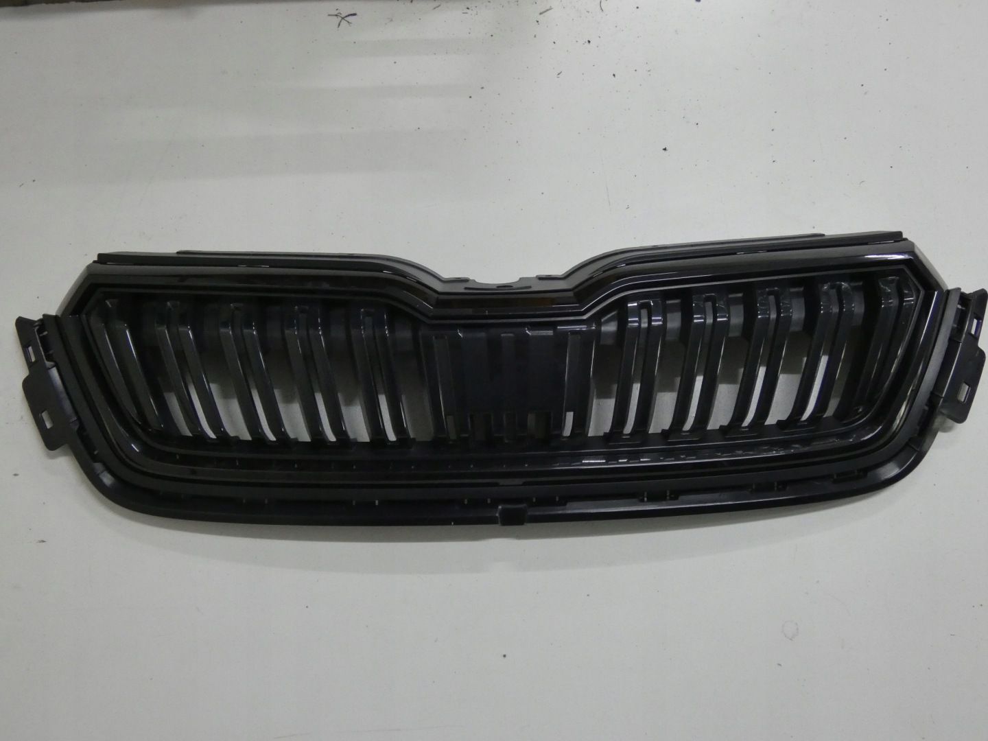 Skoda Kamiq 658 Kühlergrill FRONTGRILL Kühlergitter 658853653 - Thumbnail 1
