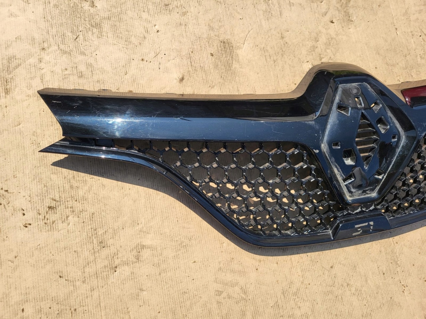Renault MĂ©gane I BA.. Kühlergrill FRONTGRILL Kühlergitter 622568380R - Thumbnail 2