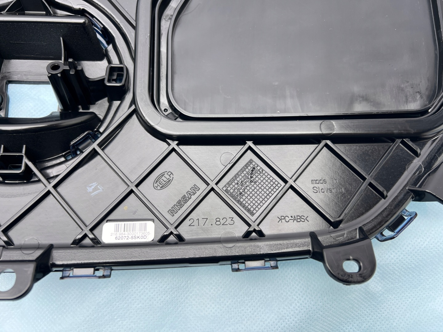 Nissan Leaf ZE1 Kühlergrill FRONTGRILL Kühlergitter 620725SK0D - Thumbnail 6