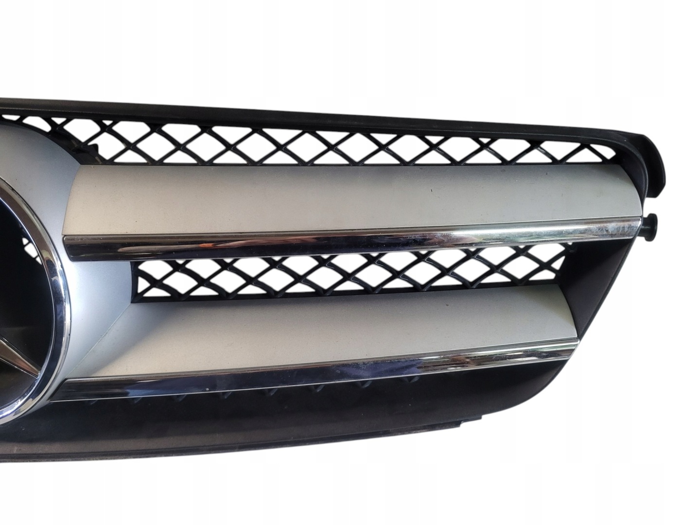 Mercedes-Benz C-Klasse W204 Kühlergrill FRONTGRILL Kühlergitter - Thumbnail 2