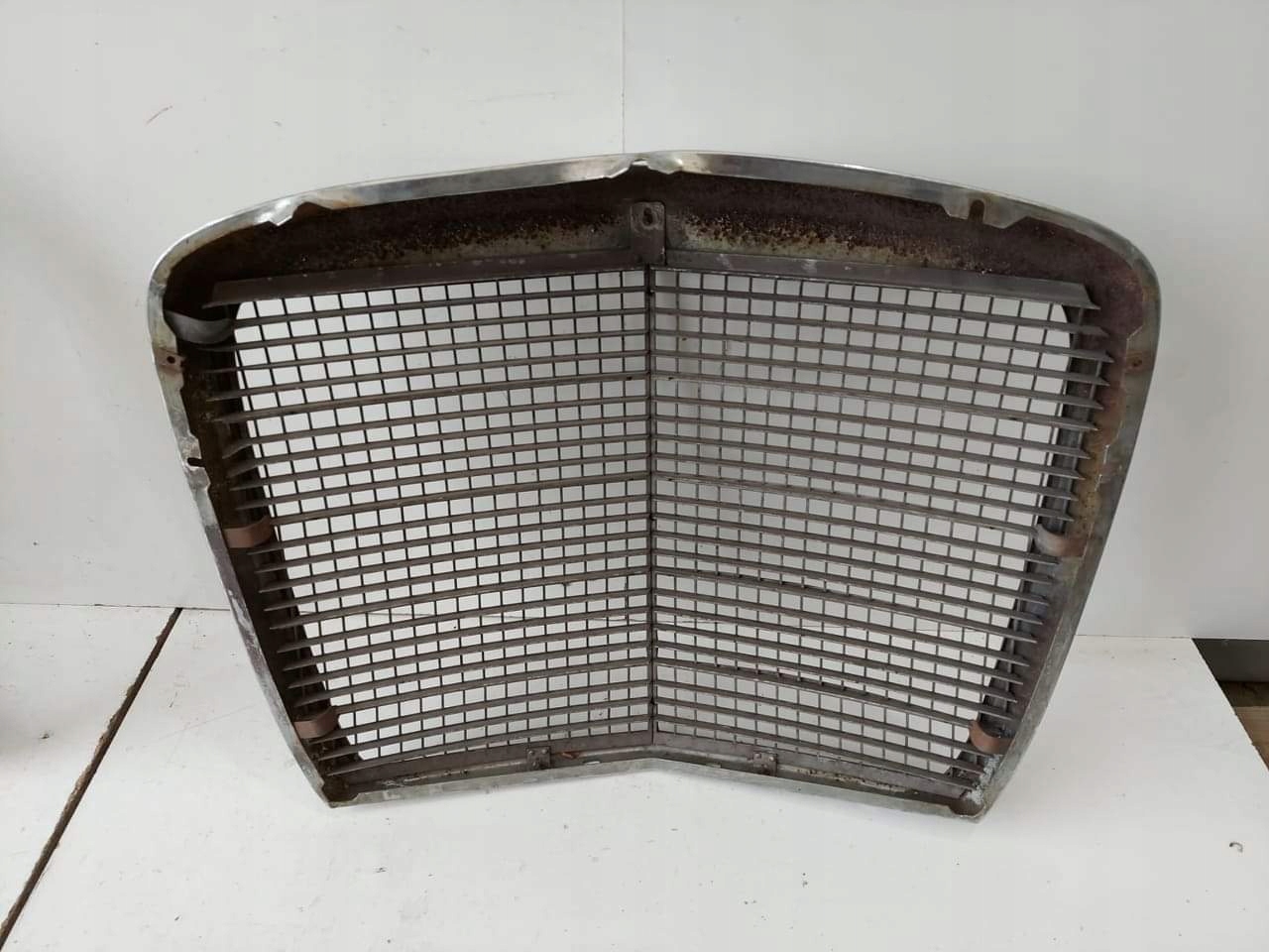Mercedes-Benz S-Klasse W108 Kühlergrill FRONTGRILL Kühlergitter A1081081081 - Thumbnail 2