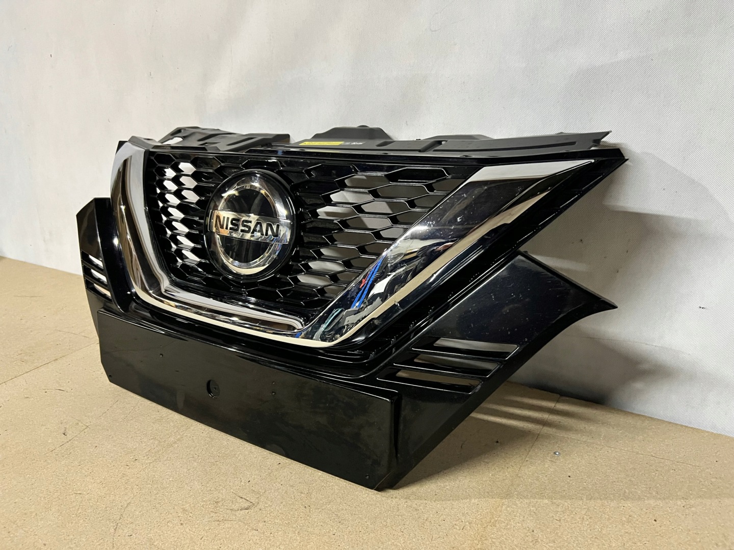 Nissan Qashqai J11 Kühlergrill FRONTGRILL Kühlergitter - Thumbnail 3