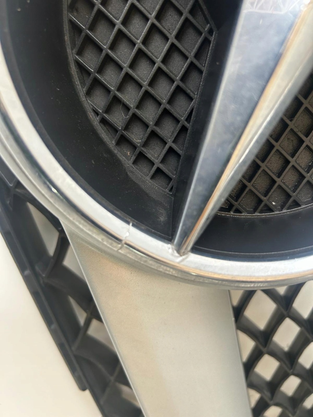 Mercedes-Benz C-Klasse W204 Kühlergrill FRONTGRILL Kühlergitter A2048803083 - Thumbnail 4