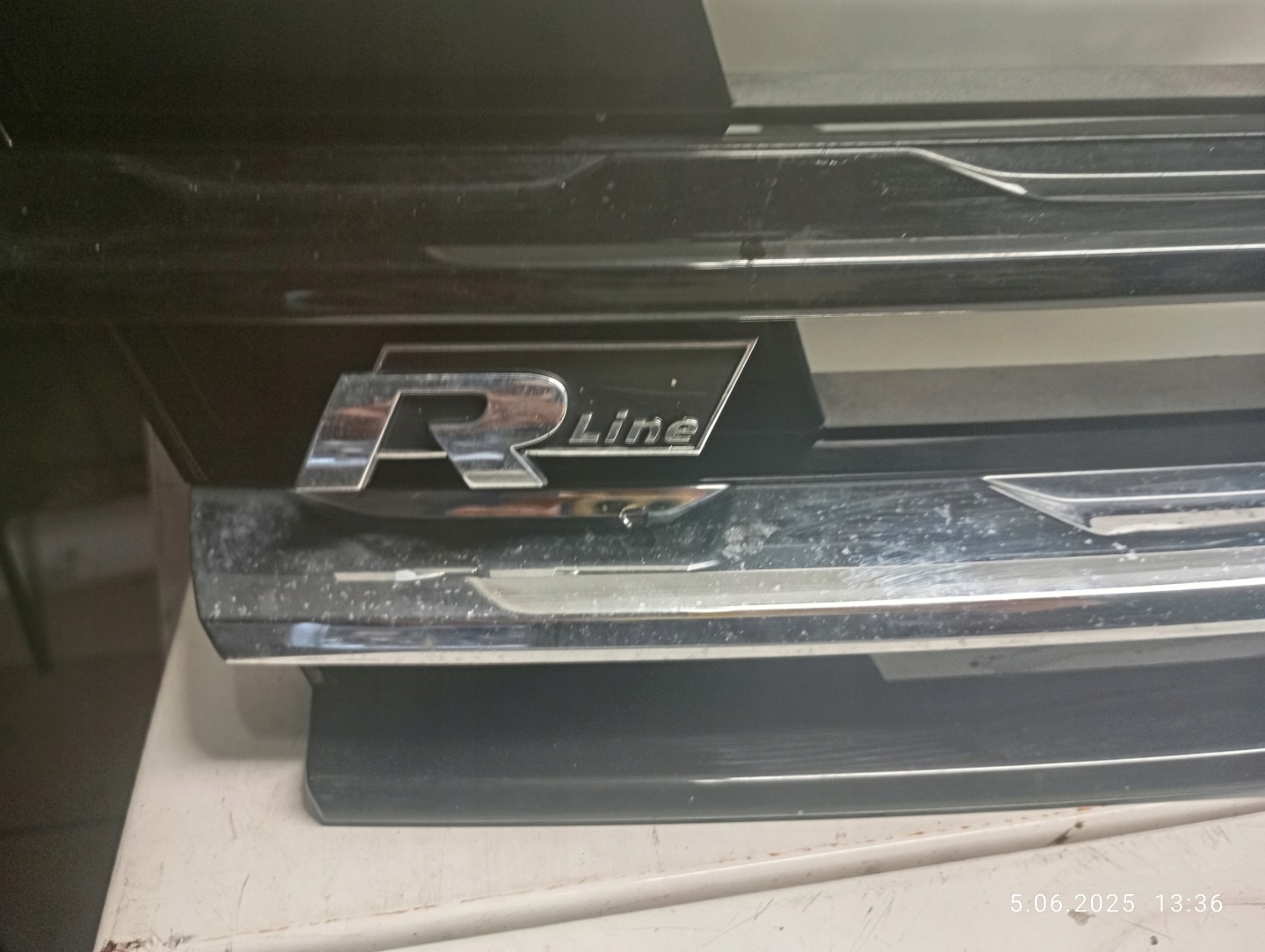 VW Tiguan Kühlergrill FRONTGRILL Kühlergitter 5NA853653B - Thumbnail 4