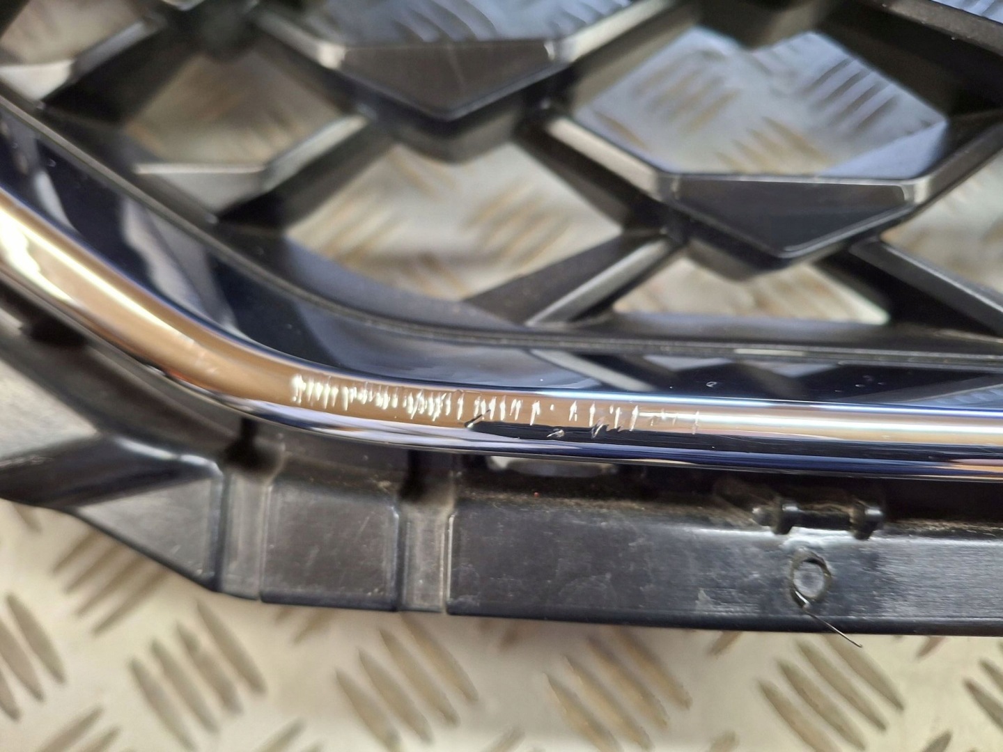 SEAT Ateca 575 Kühlergrill FRONTGRILL Kühlergitter 575853654P0 - Thumbnail 4