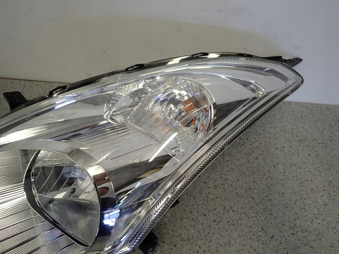 Frontscheinwerfer Suzuki Swift I AA 71016REFLEKTO LED Rechts Headlight - Thumbnail 5