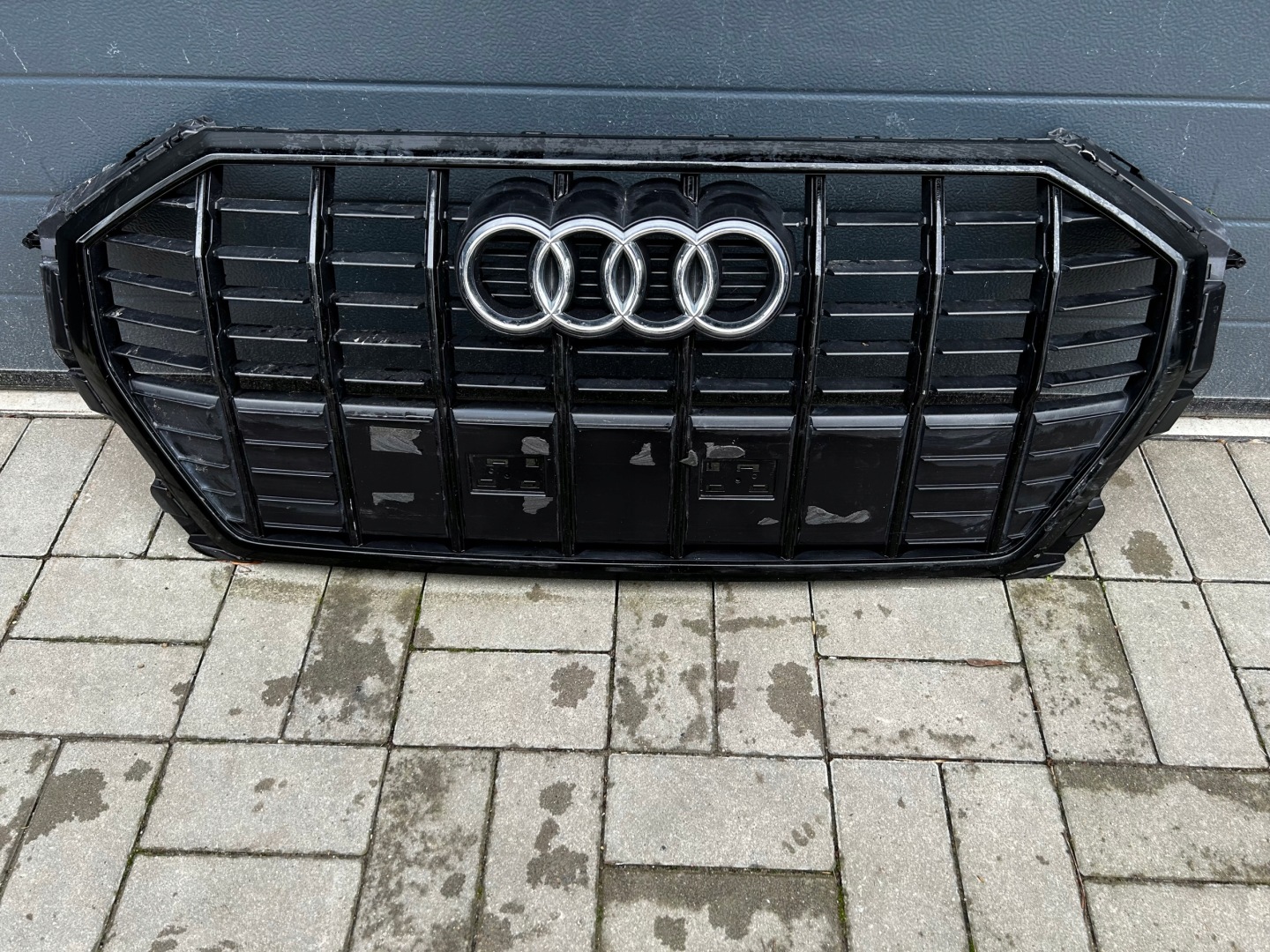 Audi Q3 Kühlergrill FRONTGRILL Kühlergitter - Thumbnail 1