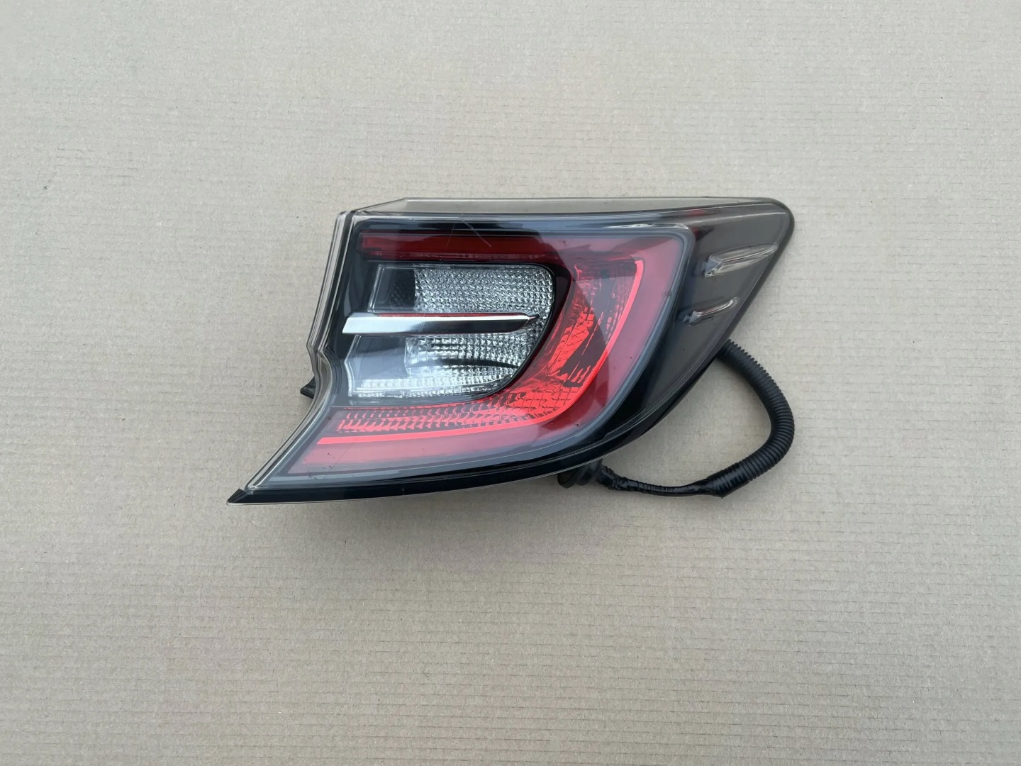 Toyota Corolla E210 Rückleuchte Rearlamp - Thumbnail 1