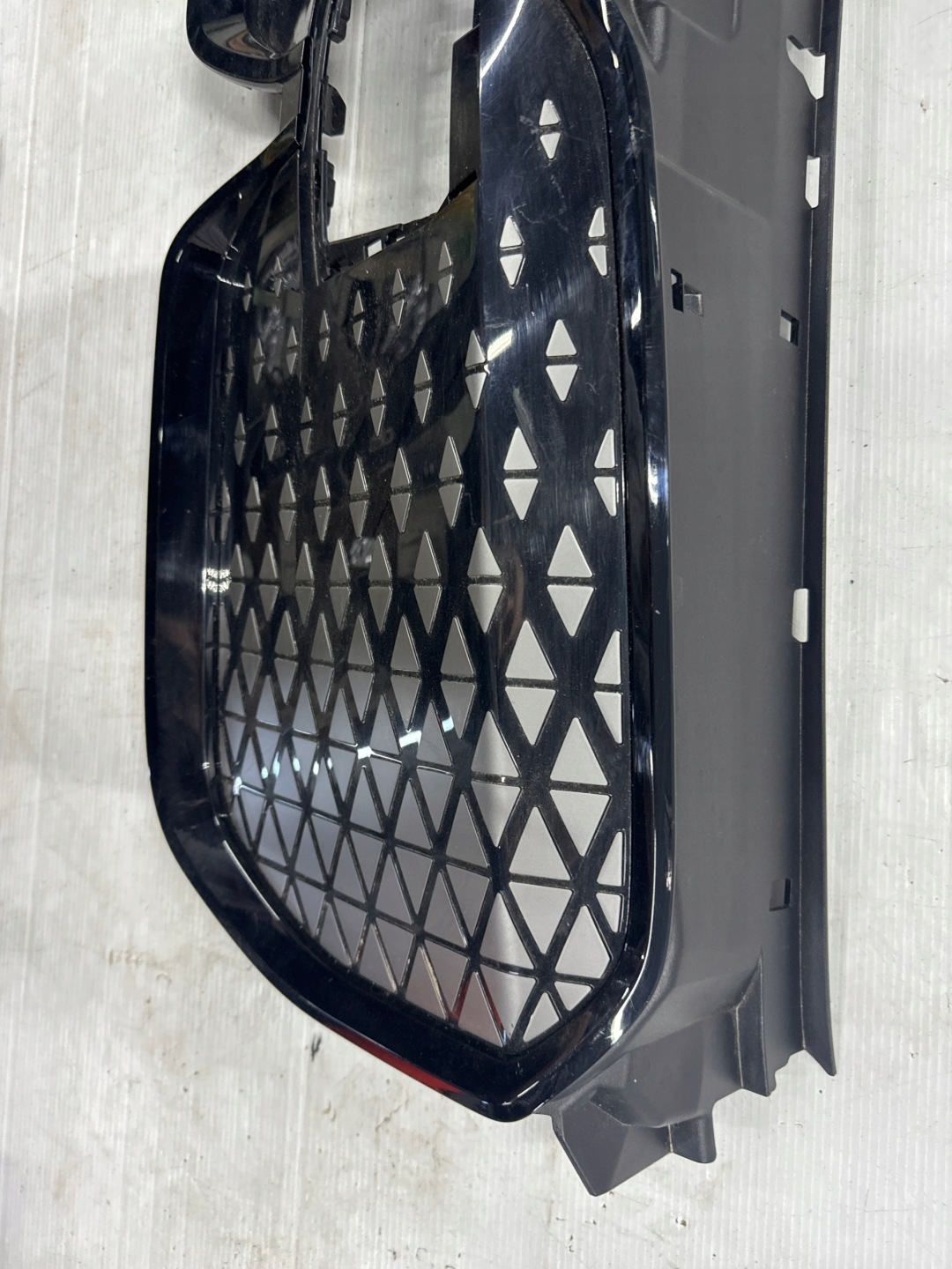 BMW X1 U11 Kühlergrill FRONTGRILL Kühlergitter 5A7D665 - Thumbnail 6