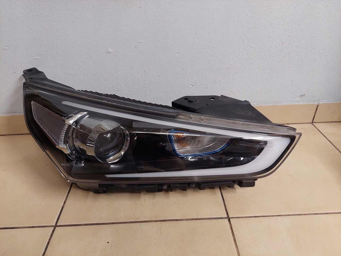 Frontscheinwerfer Hyundai IONIQ AE Xenon Rechts Scheinwerfer Headlight - Thumbnail 1