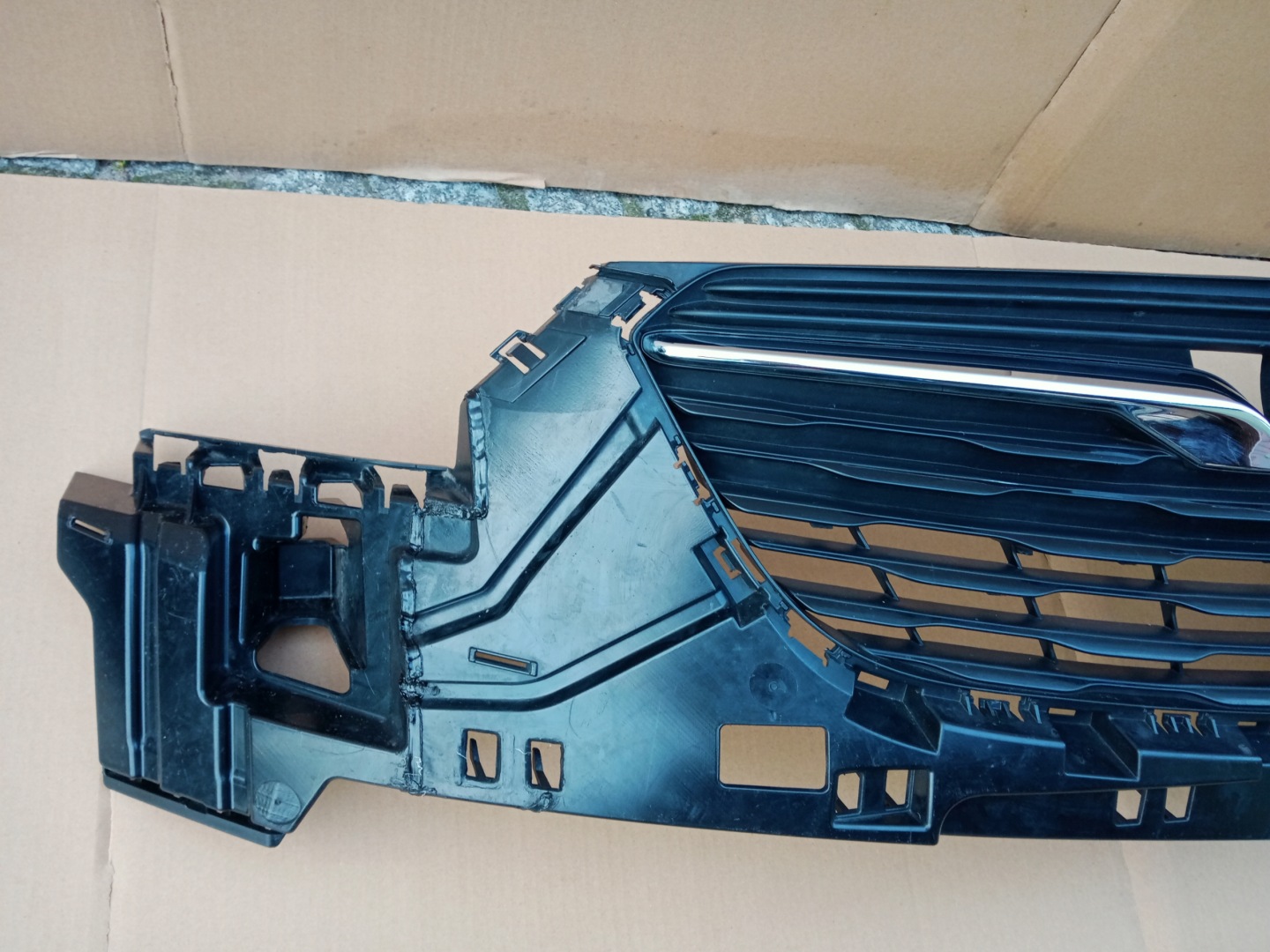 Opel Crossland Kühlergrill FRONTGRILL Kühlergitter - Thumbnail 6