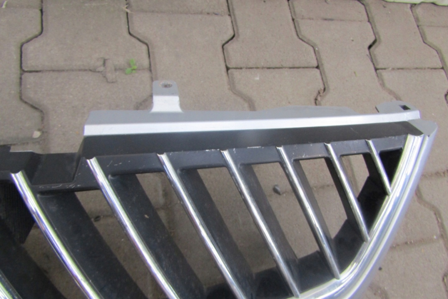 Mitsubishi L200 K60T Kühlergrill FRONTGRILL Kühlergitter - Thumbnail 10