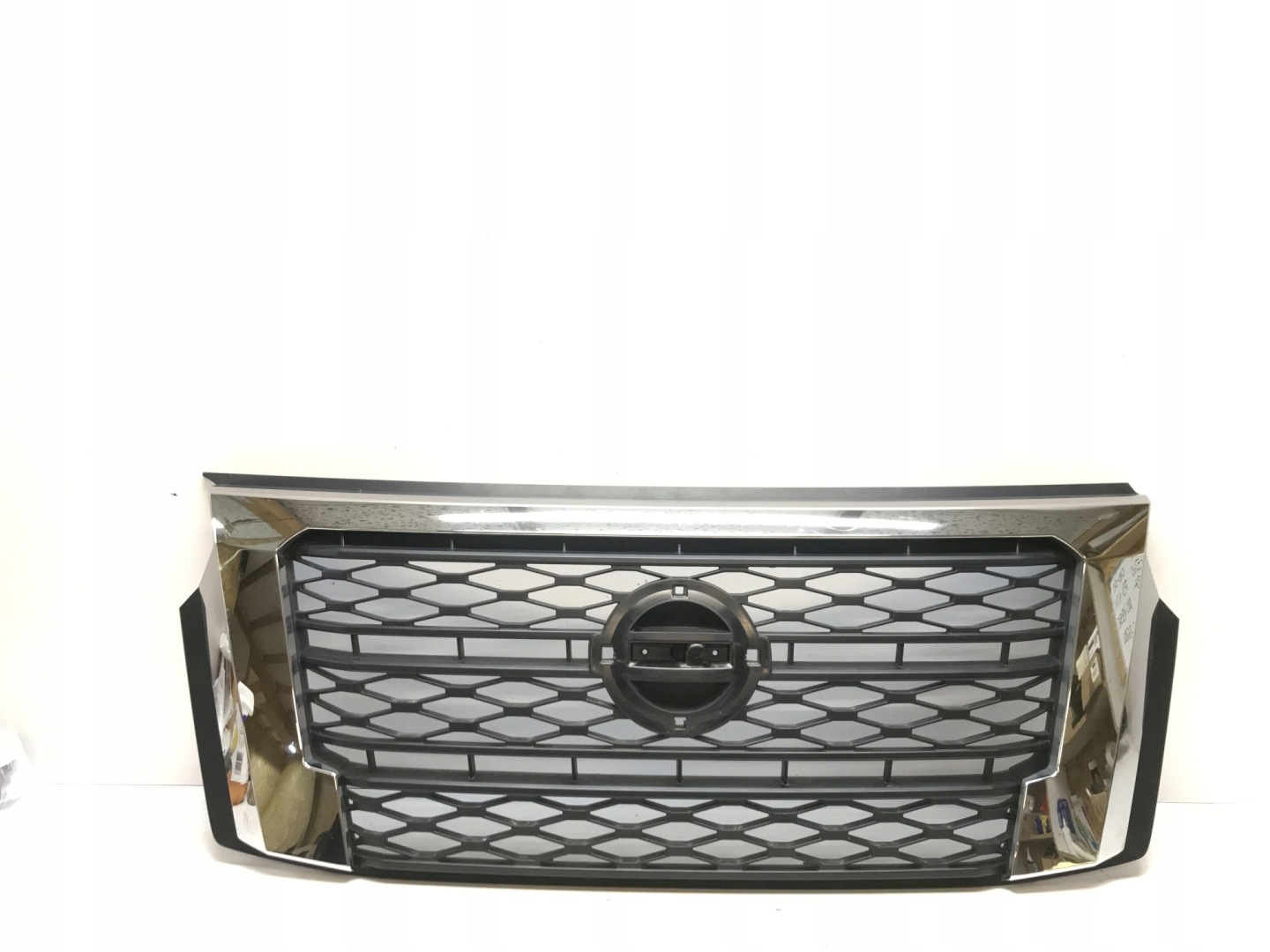 Nissan NV300 J4 Kühlergrill FRONTGRILL Kühlergitter - Thumbnail 1