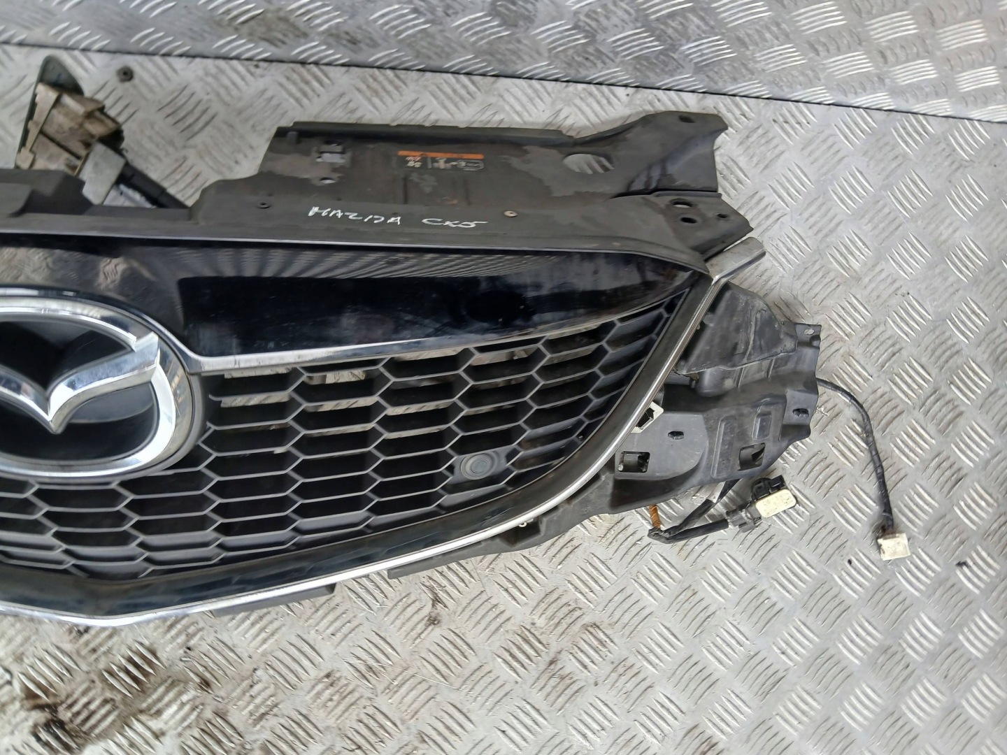 Mazda CX-5 KF Kühlergrill FRONTGRILL Kühlergitter - Thumbnail 9