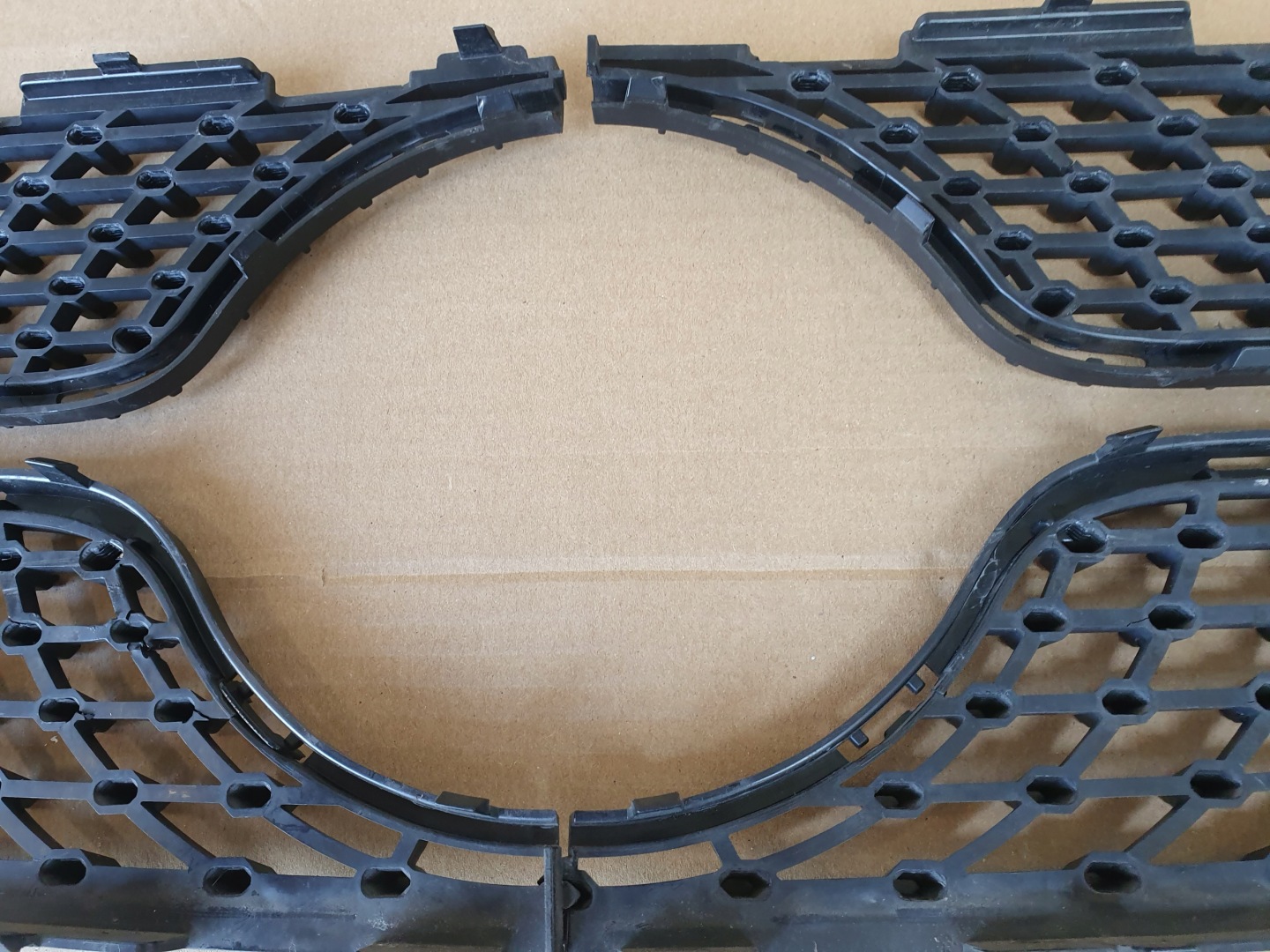 Mercedes-Benz C-Klasse W205 Kühlergrill FRONTGRILL Kühlergitter A2058881260 - Thumbnail 8