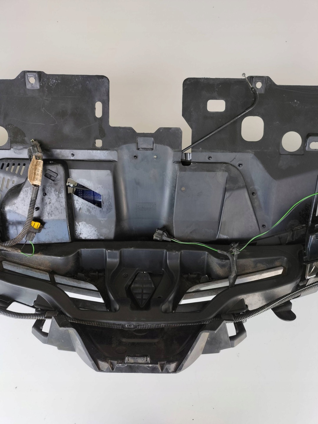 Renault Clio X98 Kühlergrill FRONTGRILL Kühlergitter 628101467R - Thumbnail 11
