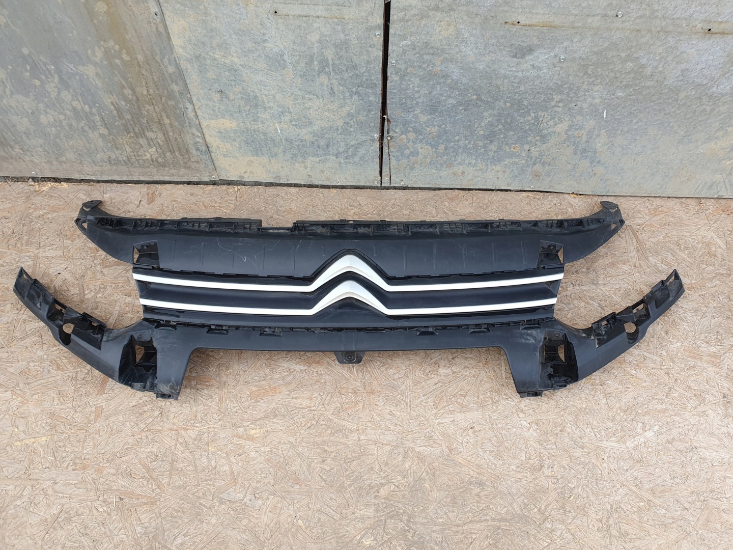 Citroen Berlingo I Kühlergrill FRONTGRILL Kühlergitter 9816779080WA - Thumbnail 1