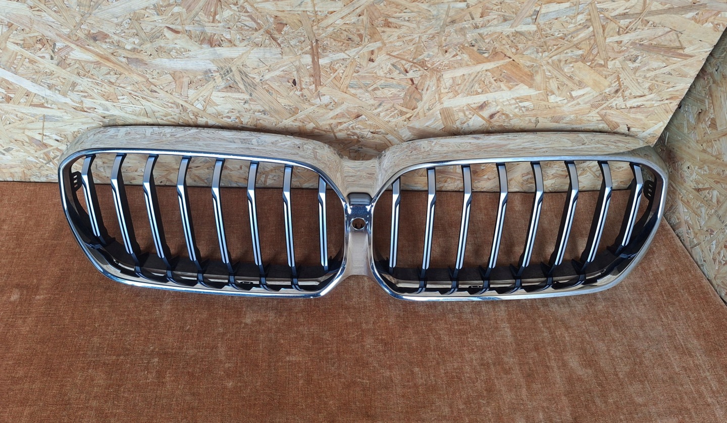 BMW 5 G31 Kühlergrill FRONTGRILL Kühlergitter 9464210 - Thumbnail 1