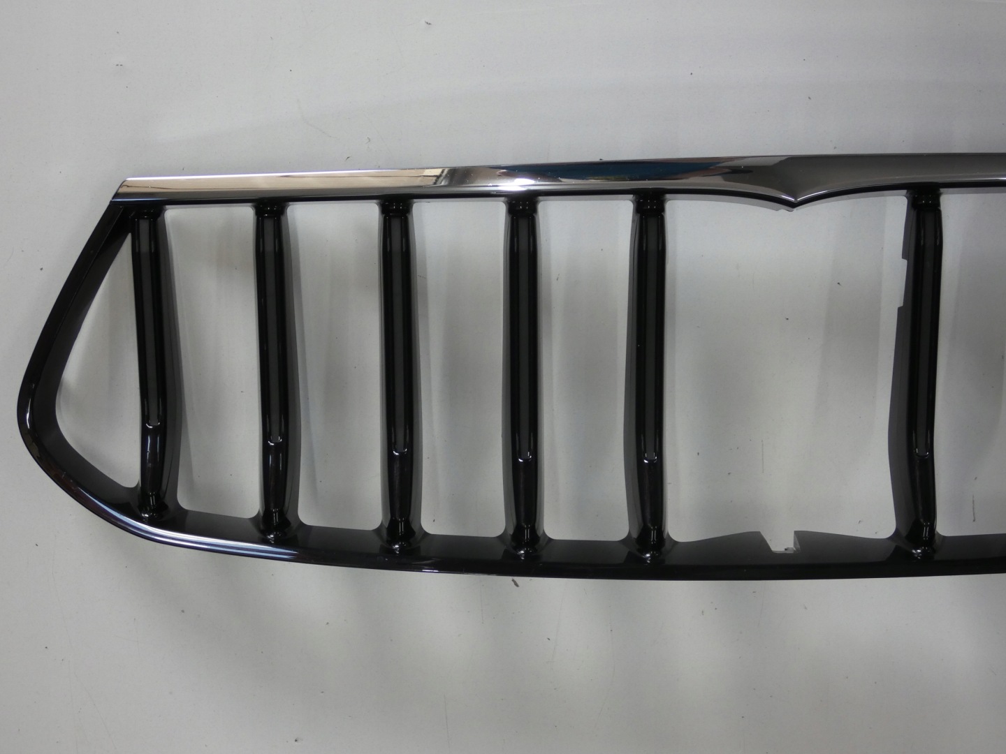 Maserati Ghibli AM336 Kühlergrill FRONTGRILL Kühlergitter 670151257GL - Thumbnail 3