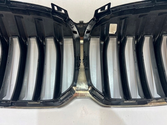 BMW 1 F40 Kühlergrill FRONTGRILL Kühlergitter 7076801 - Thumbnail 8