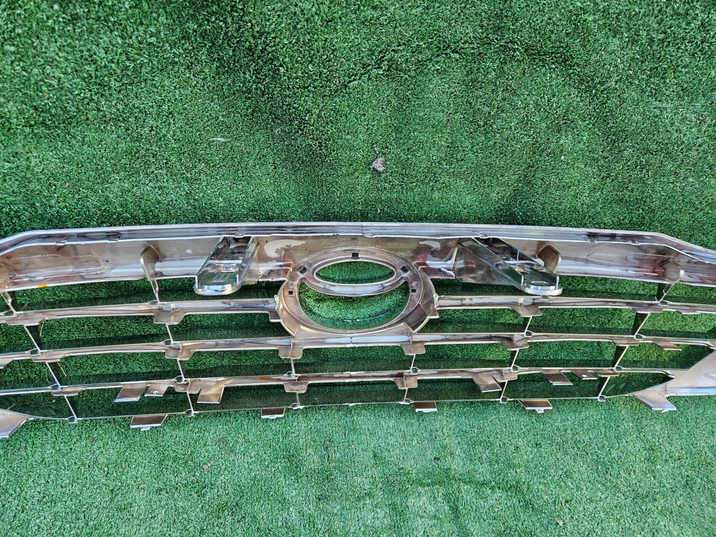 Toyota Hilux AN1P Kühlergrill FRONTGRILL Kühlergitter - Thumbnail 11