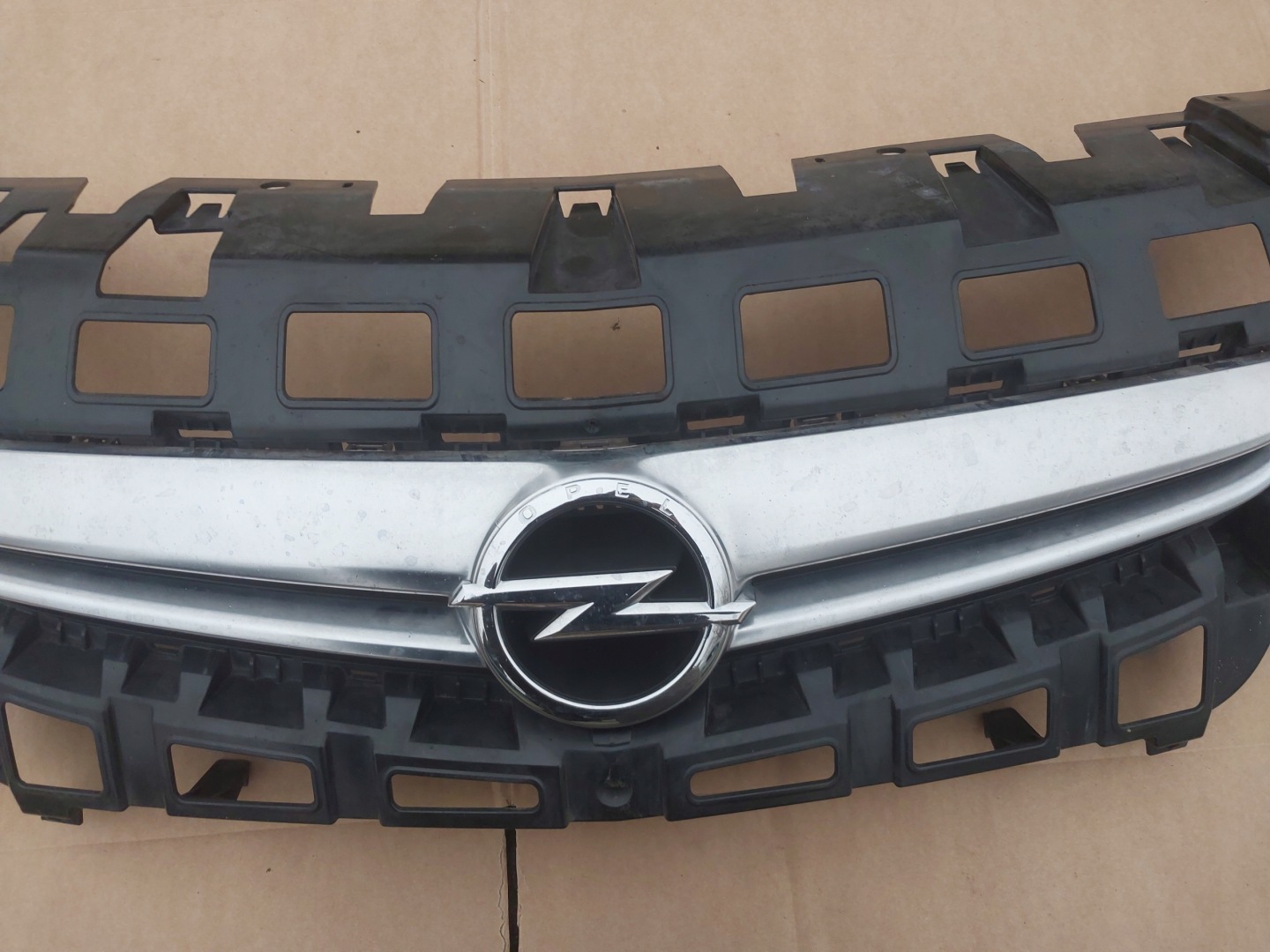 Opel Astra Kühlergrill FRONTGRILL Kühlergitter - Thumbnail 4