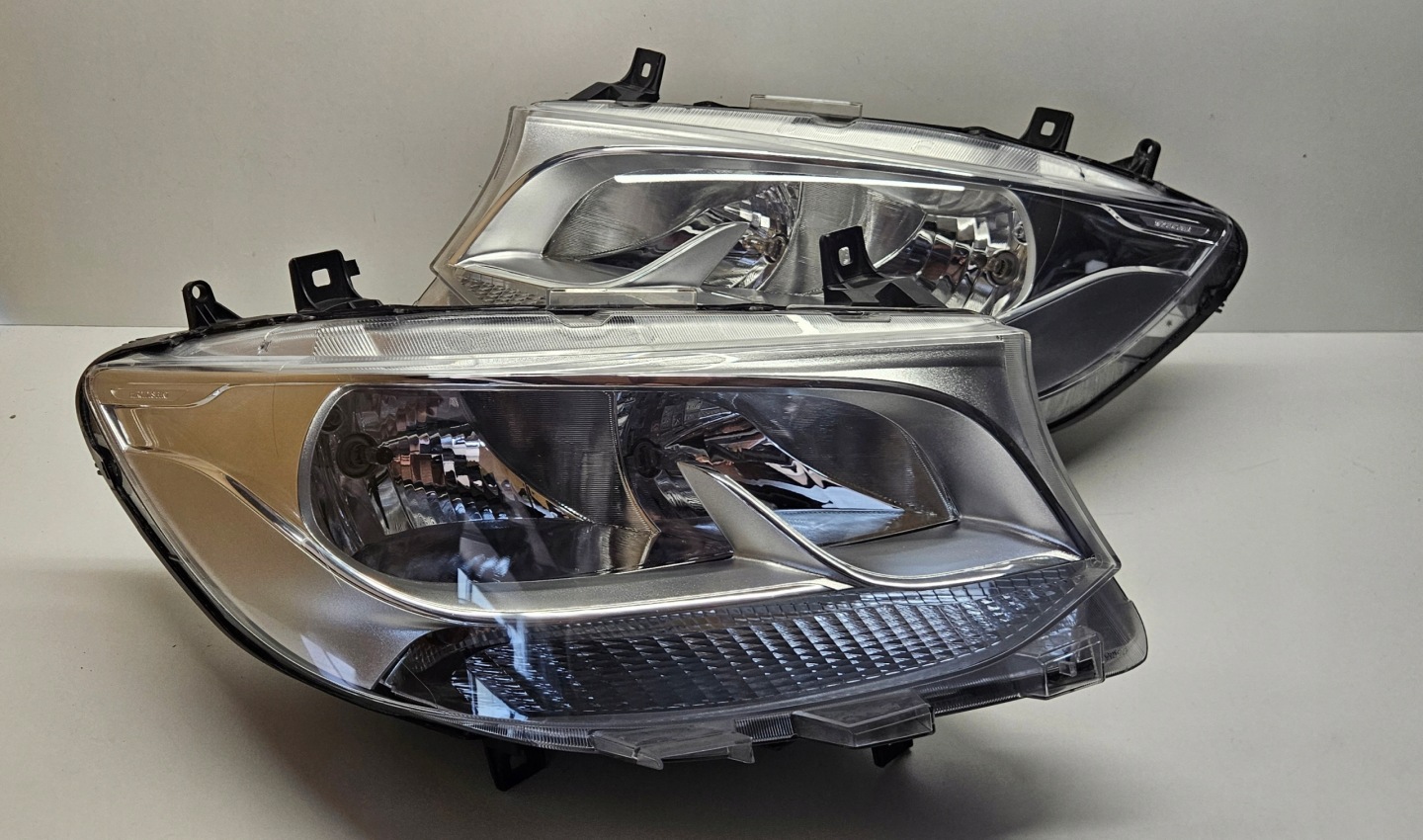 Frontscheinwerfer Mercedes-Benz Sprinter W910 A9109060000 LED Links Headlight - Thumbnail 1