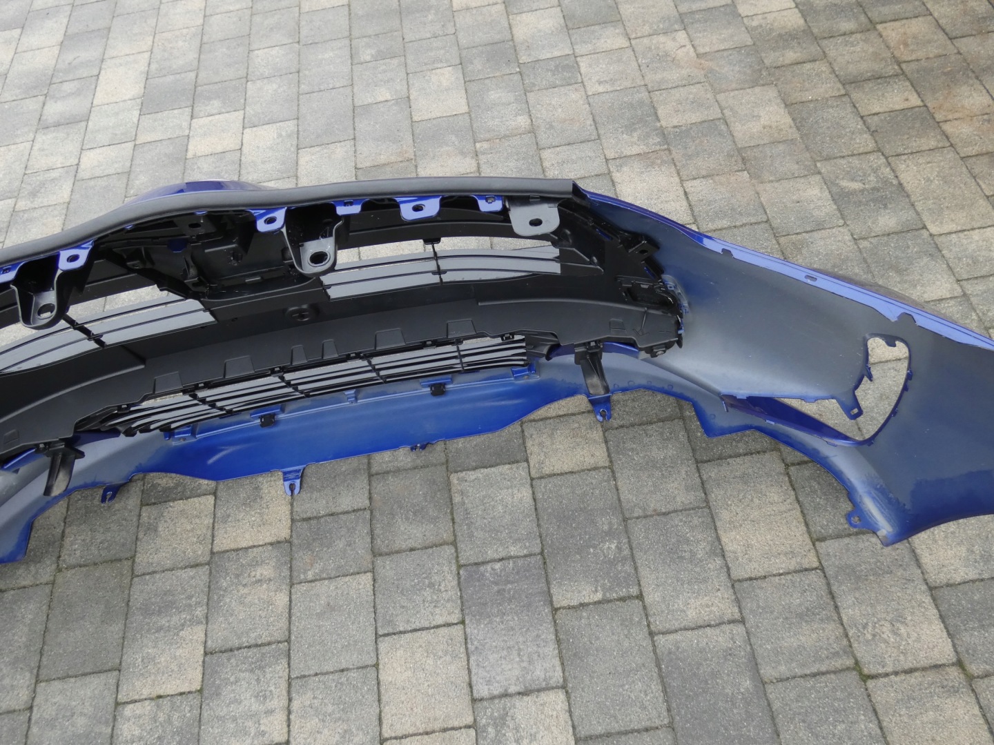 Toyota Yaris I P1 Kühlergrill FRONTGRILL Kühlergitter 531010DG60 - Thumbnail 7