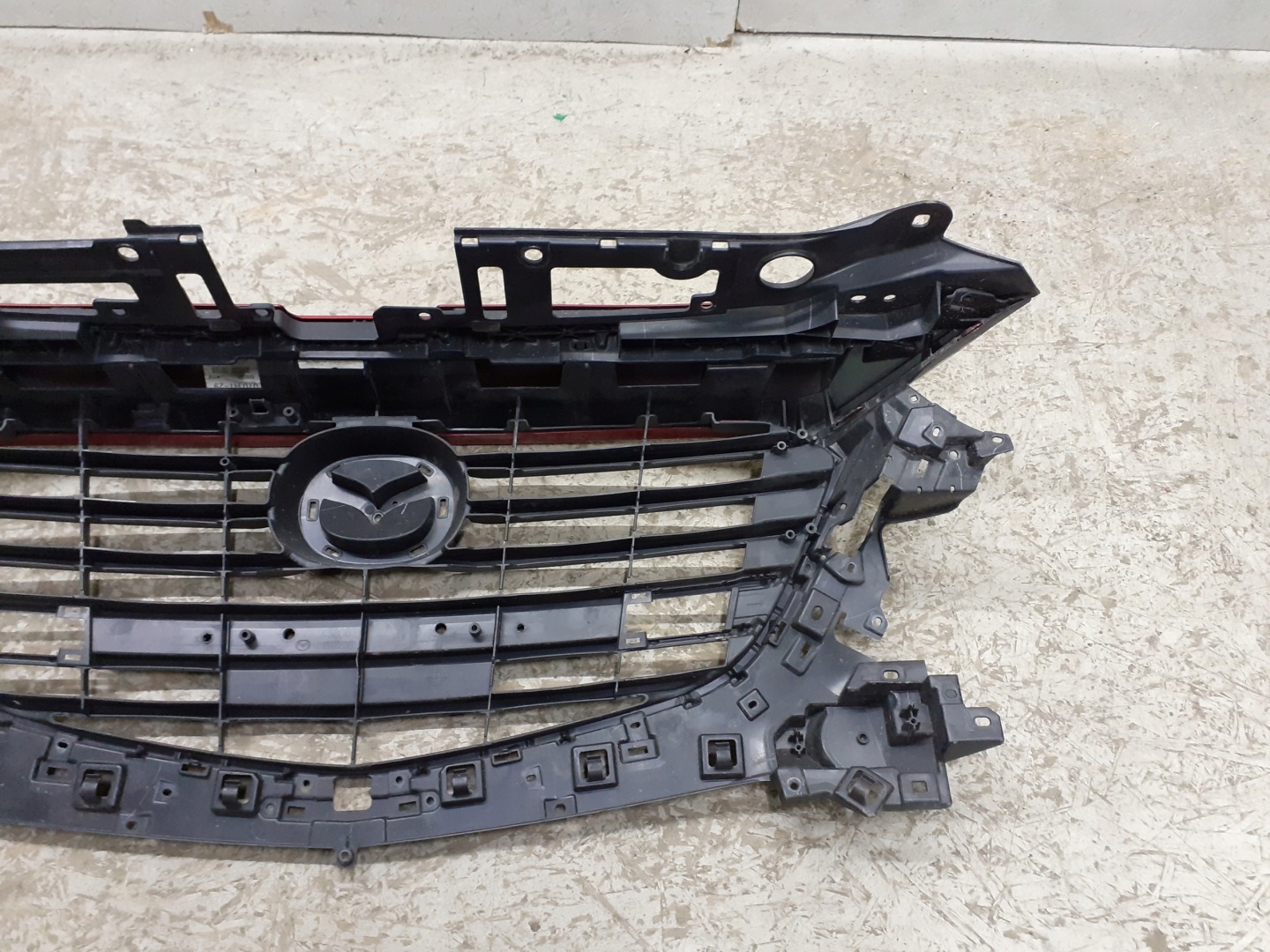 Mazda 3 BM Kühlergrill FRONTGRILL Kühlergitter B63B50712 - Thumbnail 4