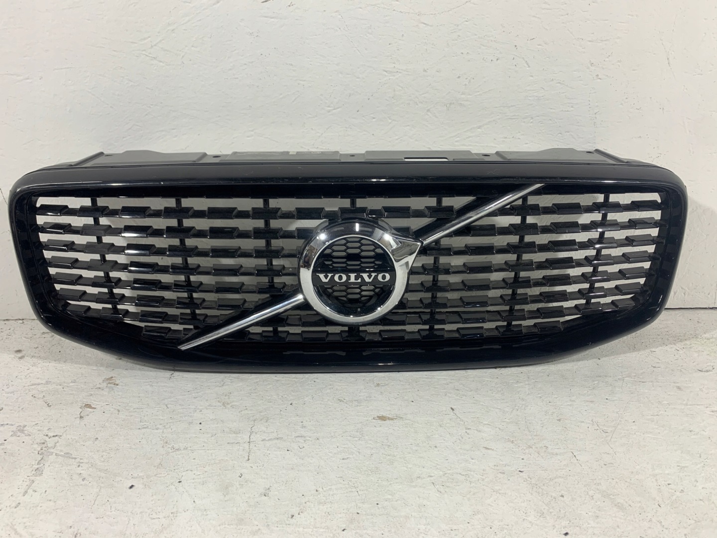 Volvo XC60 Kühlergrill FRONTGRILL Kühlergitter - Thumbnail 1