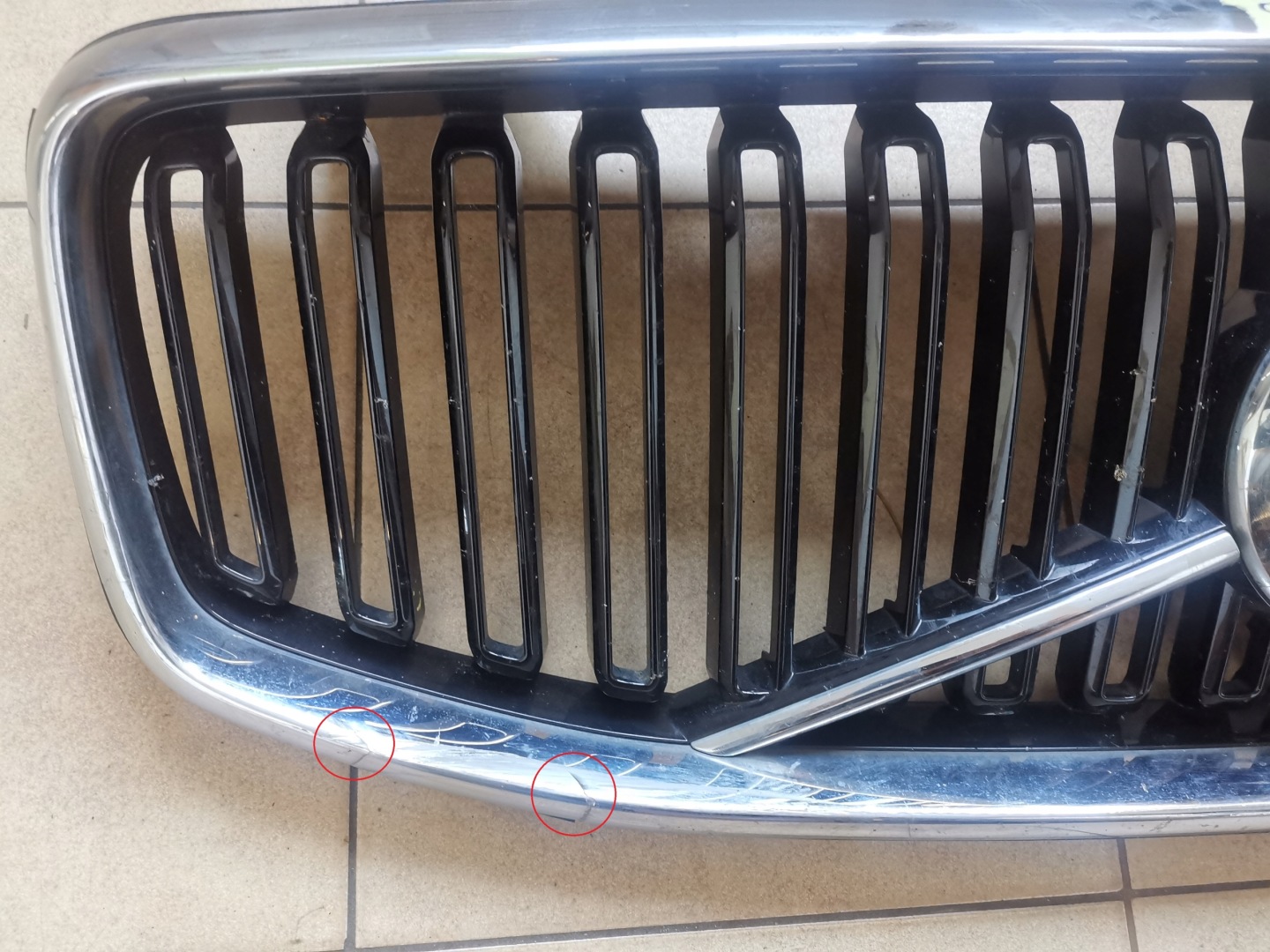 Volvo XC60 Kühlergrill FRONTGRILL Kühlergitter 31425535 - Thumbnail 2