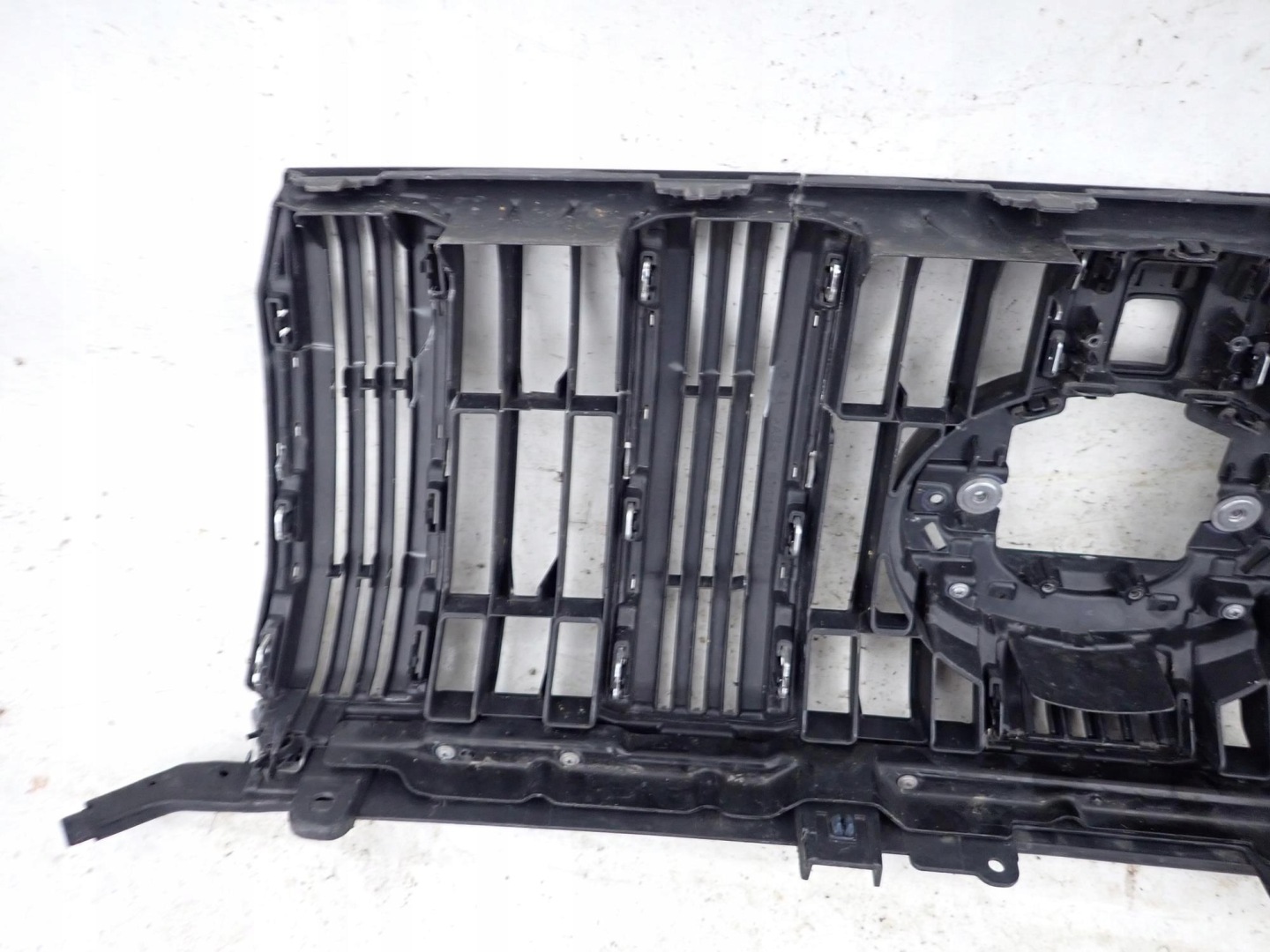Toyota Land Cruiser J7/J9/J12/J15/J25 J15 Kühlergrill FRONTGRILL 5310160F10 - Thumbnail 9