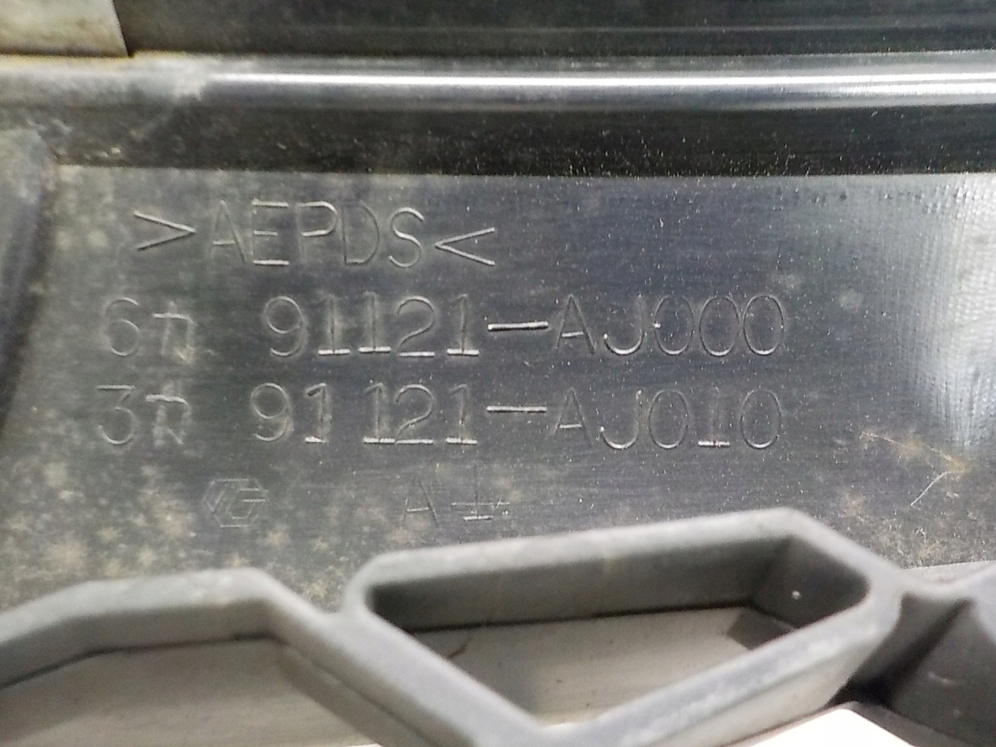 Subaru Legacy BM Kühlergrill FRONTGRILL Kühlergitter 91121AJ000 - Thumbnail 12