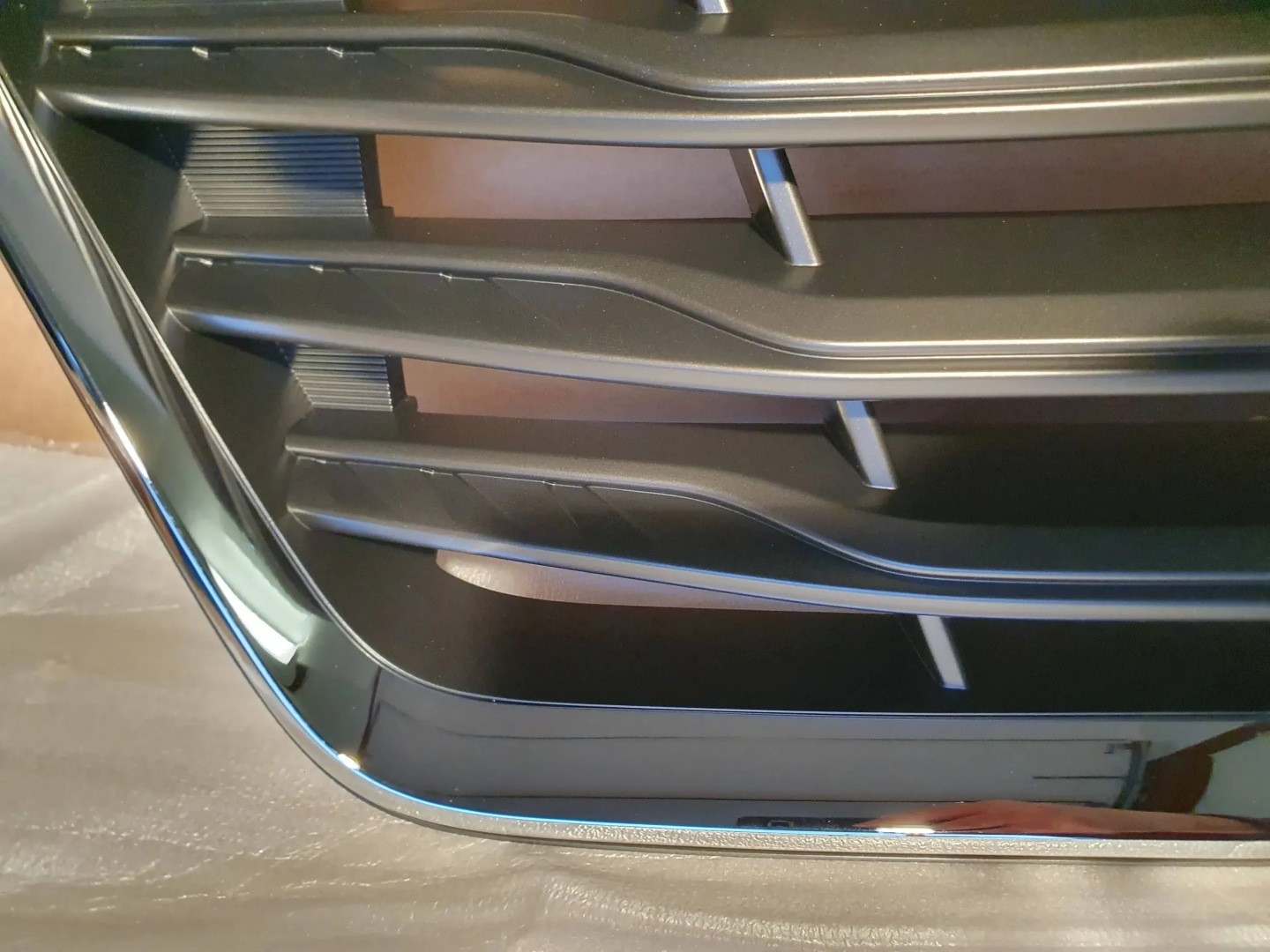 Hyundai H-1 Kühlergrill FRONTGRILL Kühlergitter 865614H700 - Thumbnail 9
