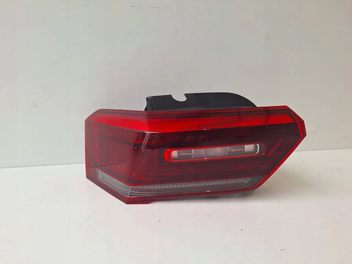 VW ID.3 E1 Rückleuchte 10A945207 Rearlamp - Thumbnail 1