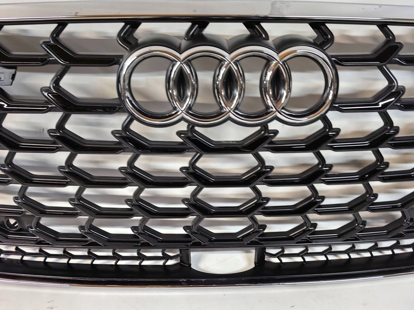 Audi 4N0 Kühlergrill FRONTGRILL Kühlergitter 4N0853651 - Thumbnail 3