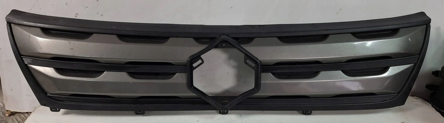 Suzuki Vitara I ET Kühlergrill FRONTGRILL Kühlergitter - Thumbnail 1