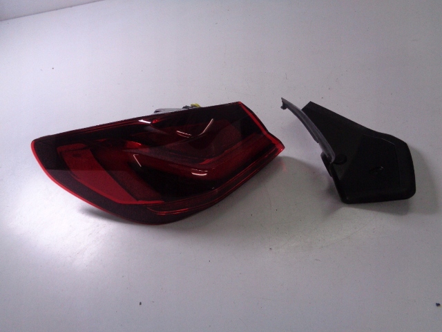 BMW 1 F40 Rückleuchte 5A55FB7 Rearlamp - Thumbnail 1